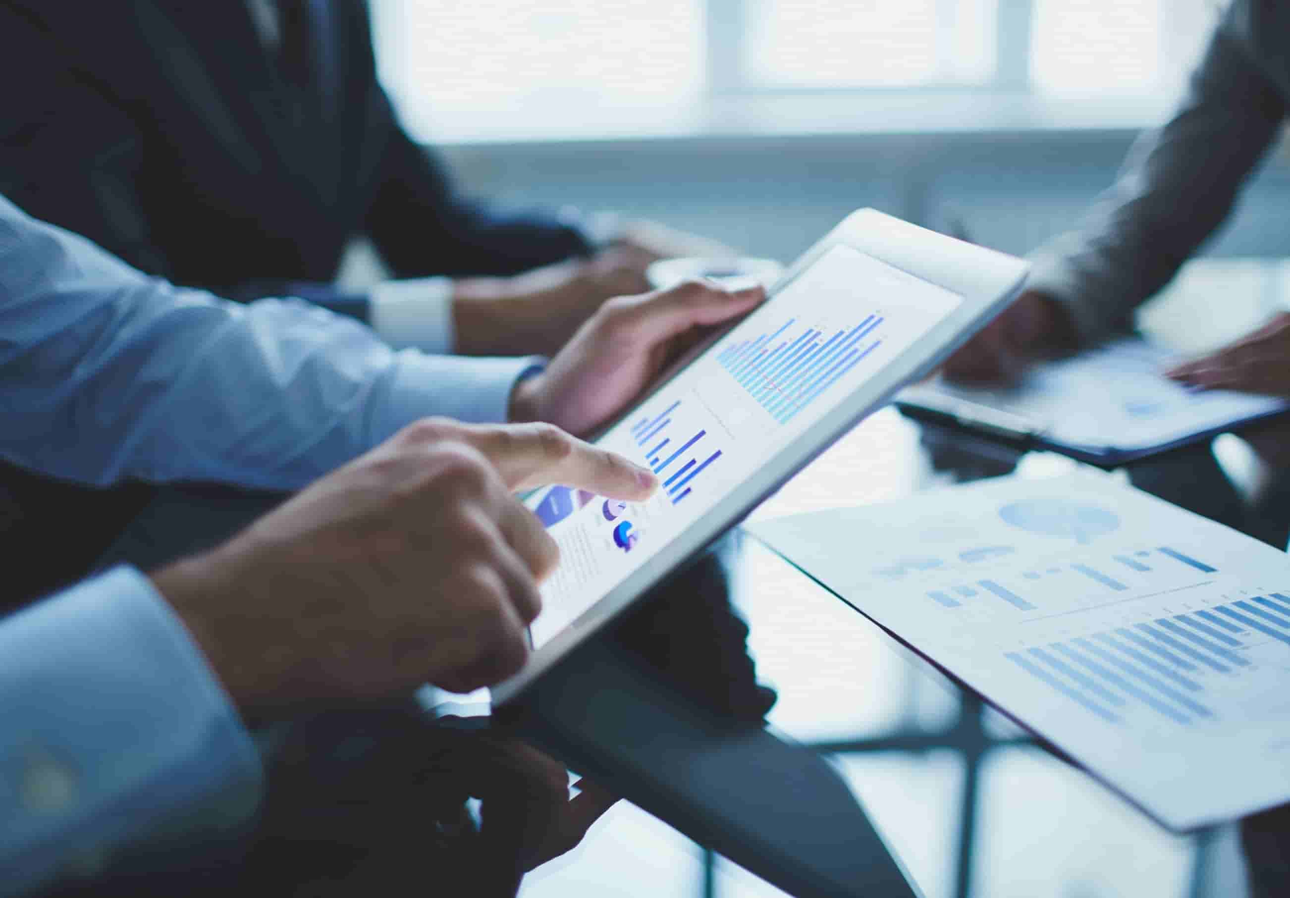 Customer management system with advanced reporting for insights and customer performance analysis.